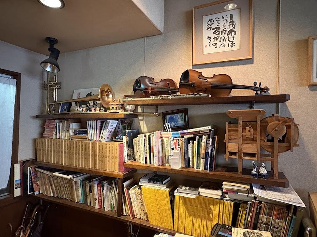 여행객 필수 매장 카페 모차르트