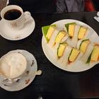 인스타 감성의 매장 살롱 드 테 프랑수아 썸네일