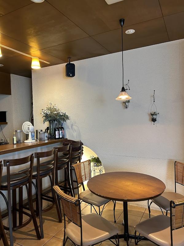 식주공간 코스모스, 나고야 여행 중 방문