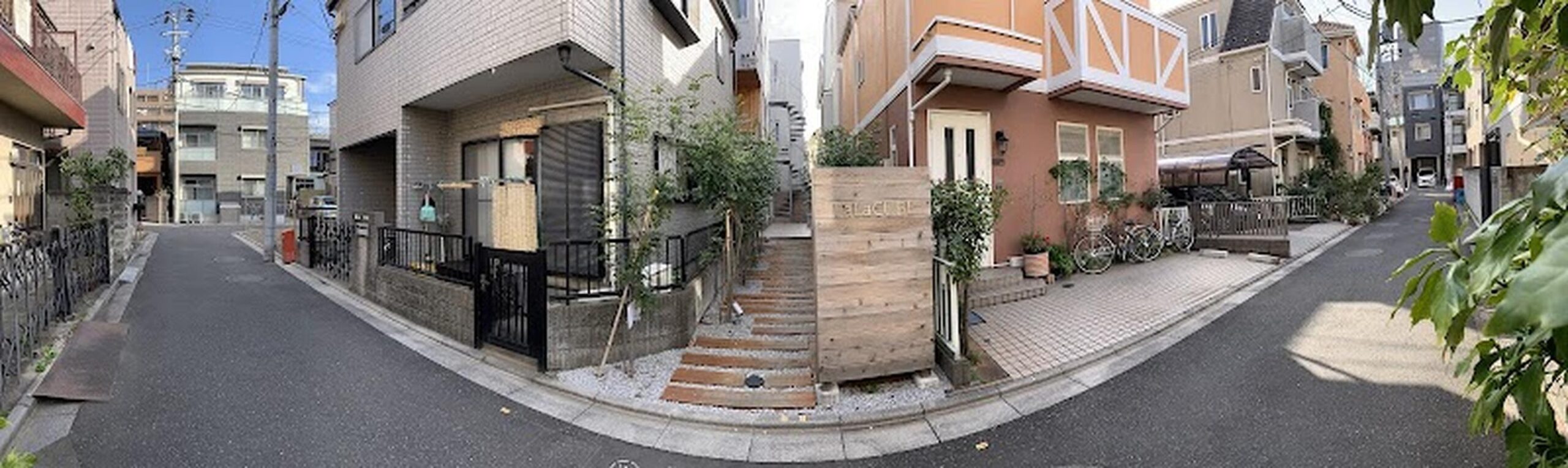 라라큐브, 도쿄 여행 중 방문