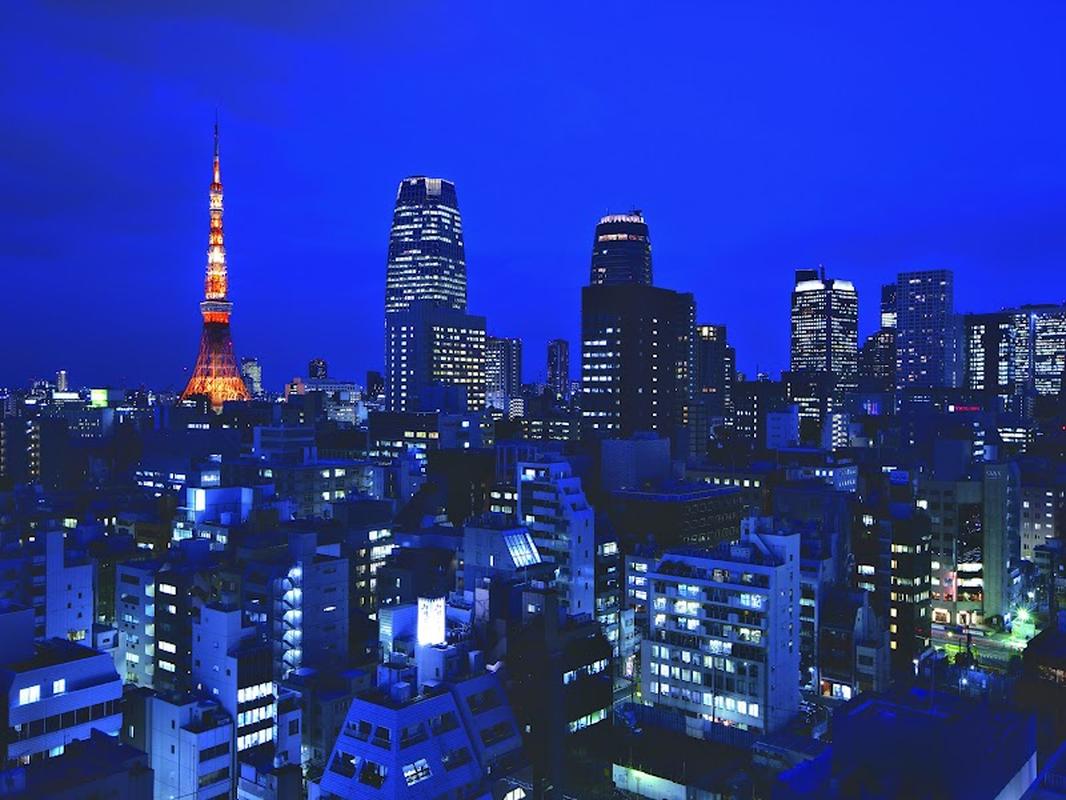 여행객 필수 도쿄 소테츠 프레사 인 신바시 카라스모리구치