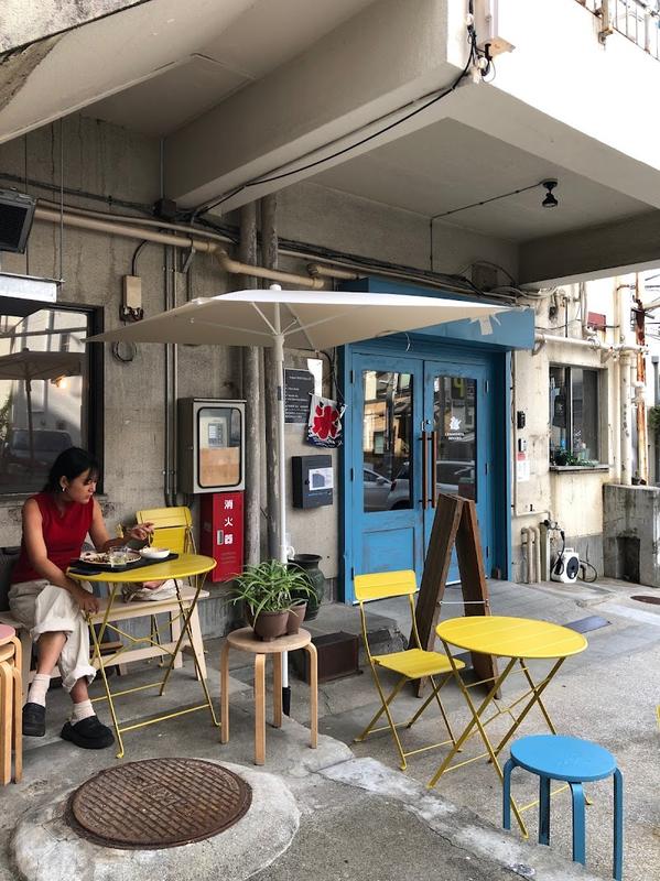 로컬 추천 매장 커뮤니타 카페