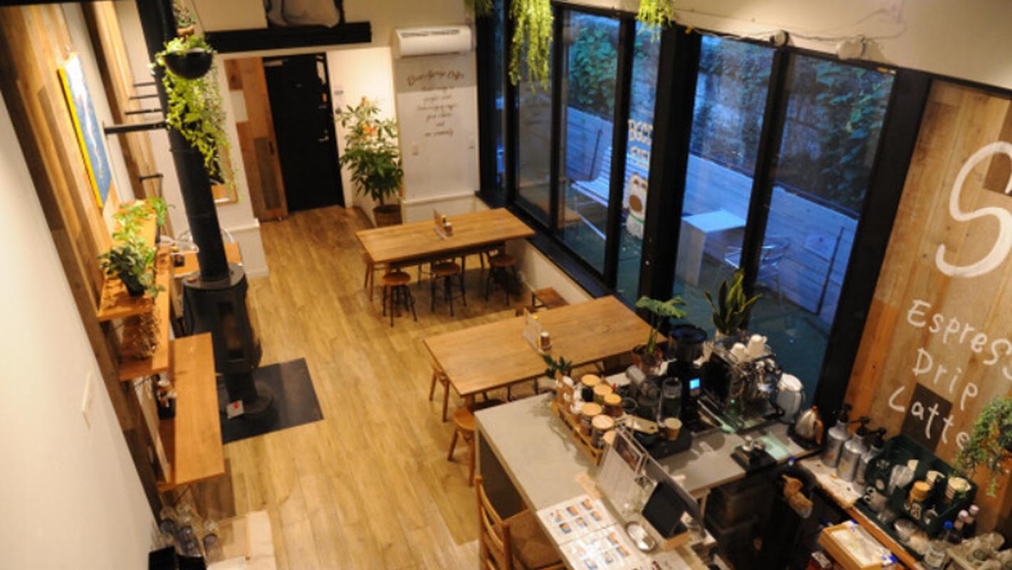 분위기 좋은 매장 빈스 가라지 커피