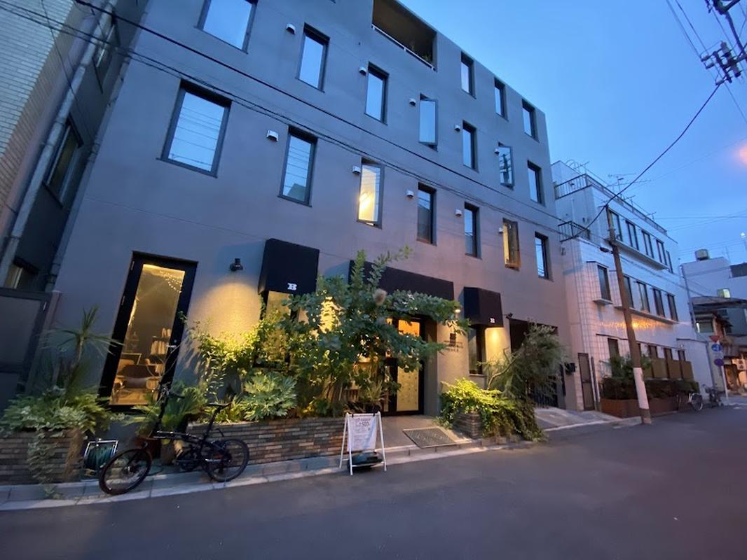 현지 느낌의 매장 캥거루 호텔 사이드 비