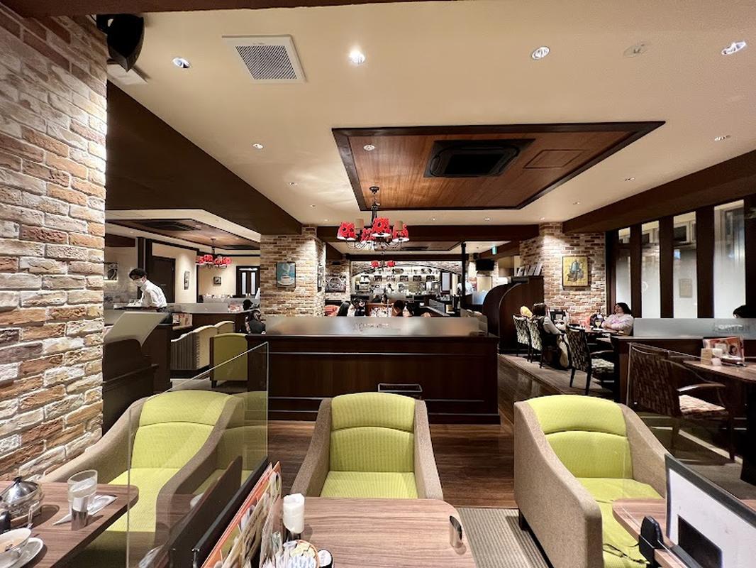 사진 찍기 좋은 도쿄 다카쿠라마치 카페 오이마치