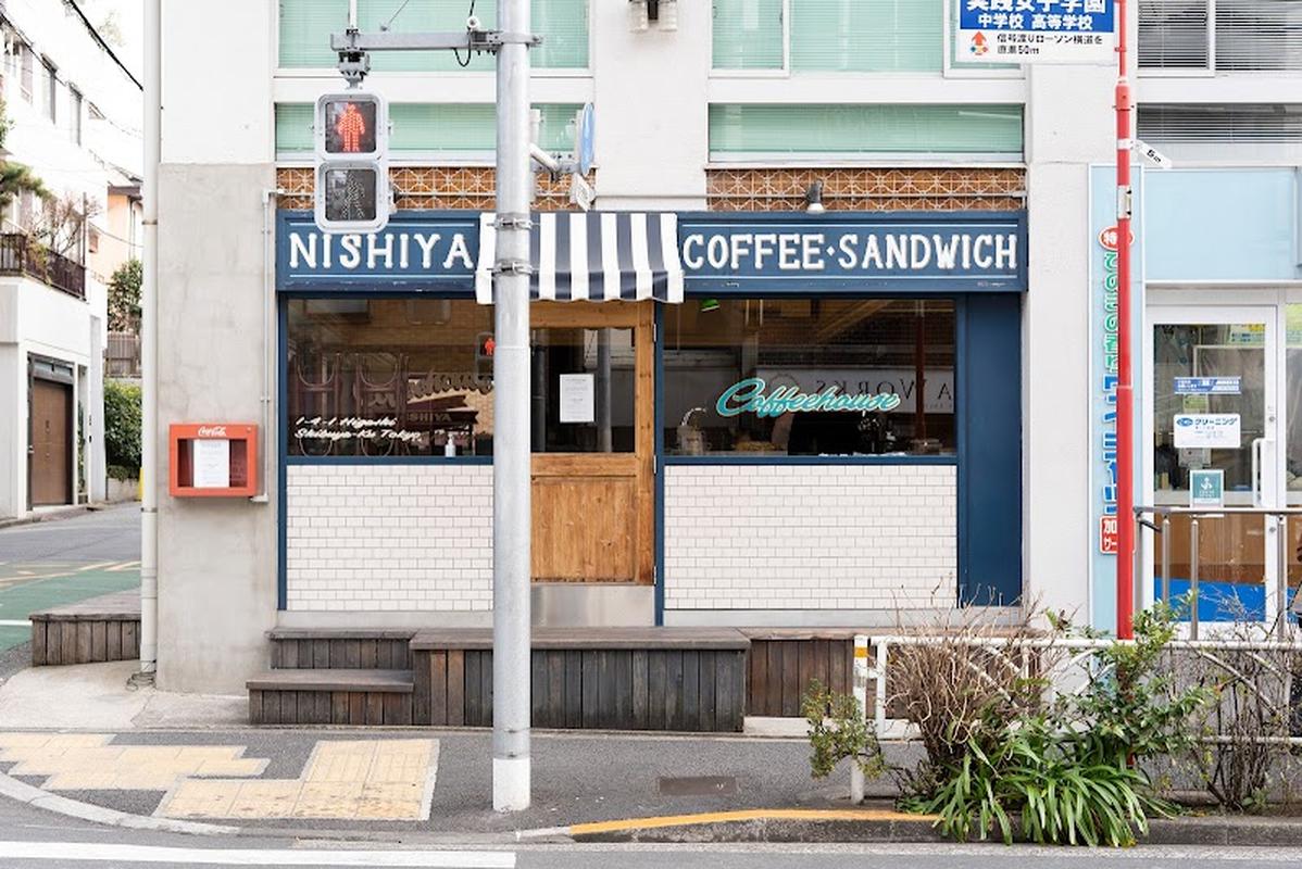 감성적인 매장 렉 커피