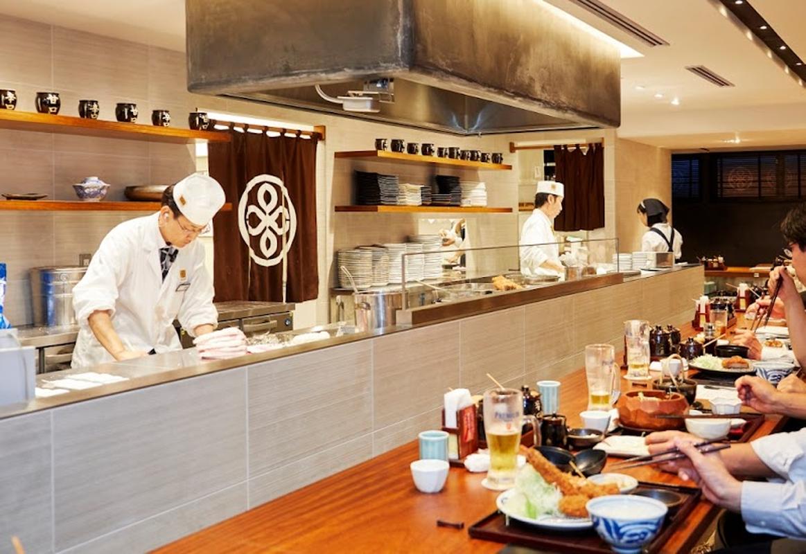 돈카츠 마이센 아오야마, 도쿄 여행 중 방문