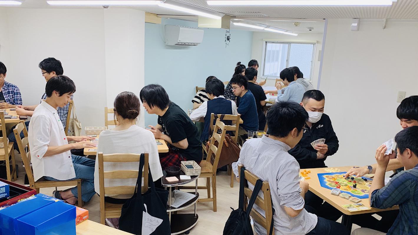 원, 도쿄 여행 중 방문