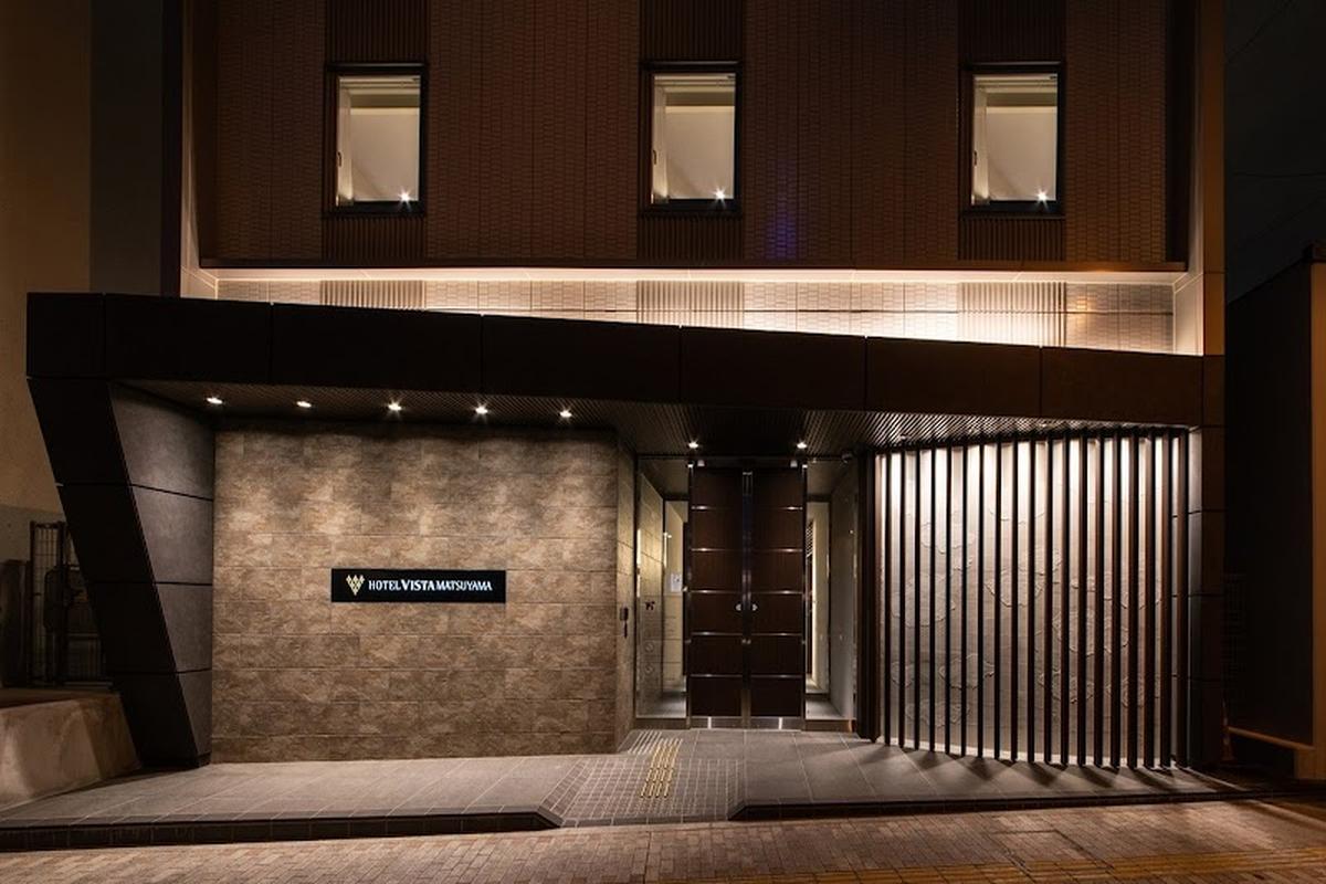 사진 찍기 좋은 마쓰야마성 호텔 비스타 마쓰야마