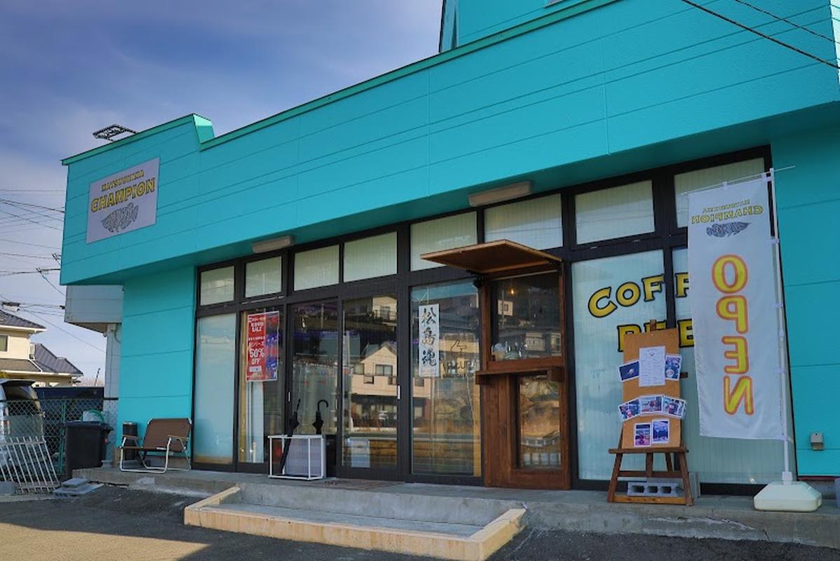 사진 찍기 좋은 매장 카페 앤 바 마츠시마 챔피언