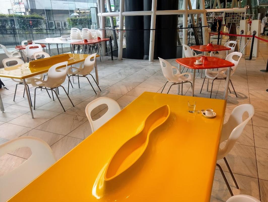 트렌디한 센다이미술관 크레프스큘 카페 센다이