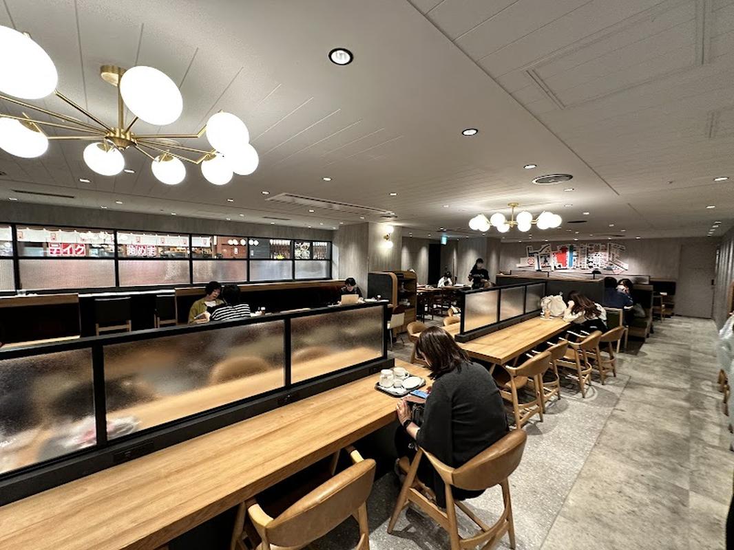 조용한 교바시 프론토