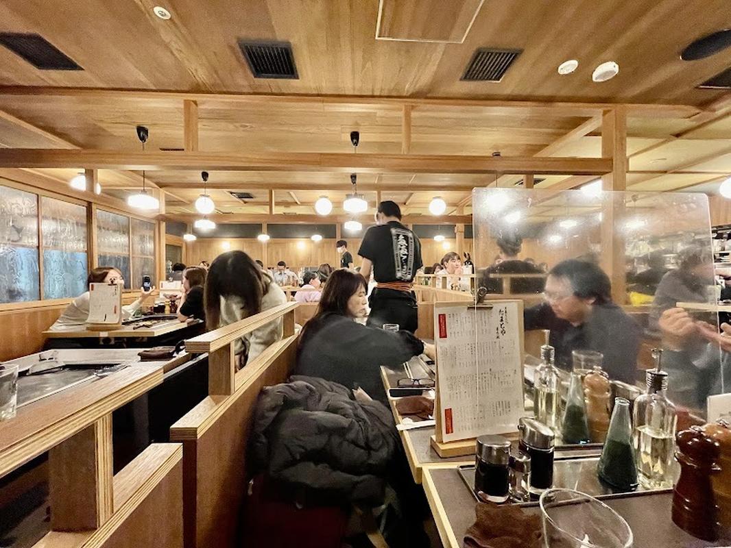 여행객 필수 매장 츠키시마 몬자 타마토야