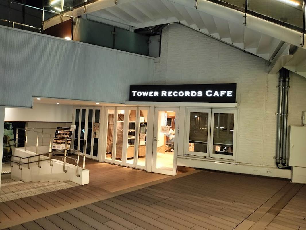 사진 찍기 좋은 오사카 타워 레코드 카페