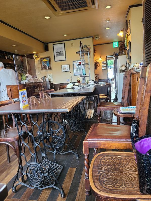 분위기 있는 나카노시마 티살롱 앤 바 카르체라탄