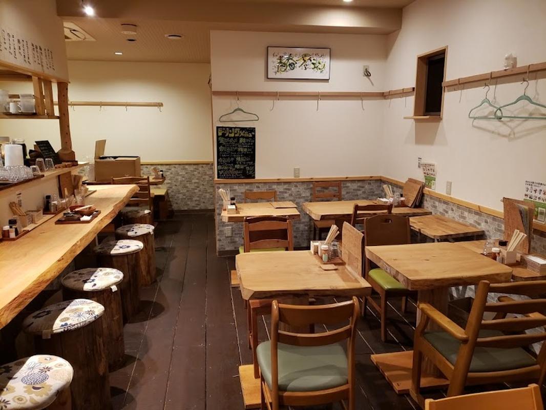 로컬 추천 매장 노비루야 타마고카케 주니어