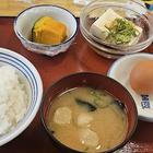 조용한 오사카 마이도오키니식당 나니와 닛폰바시 식당 썸네일