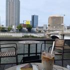 조용한 매장 모토 커피 썸네일