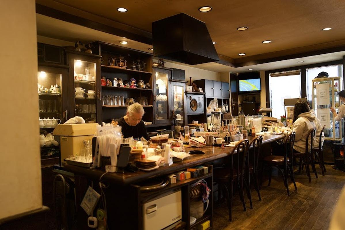 카페 드 이즈미, 오사카 여행 중 방문