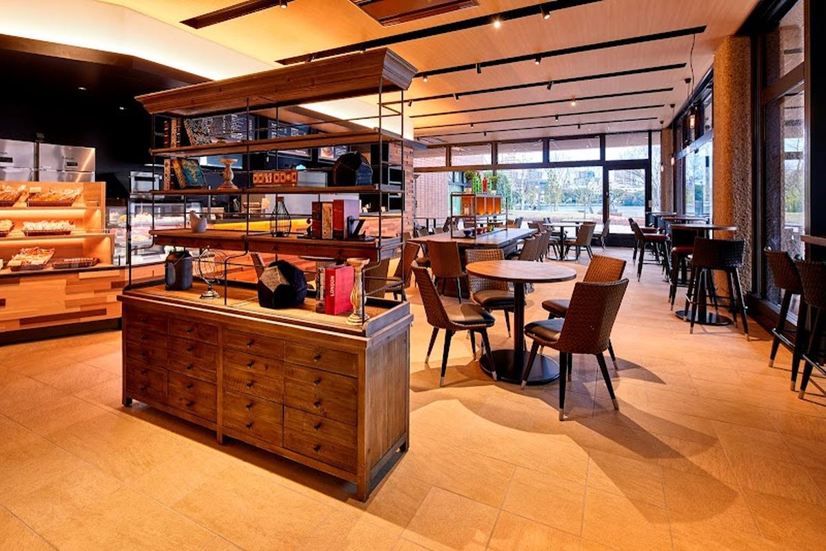 조용한 오호리공원 카페 아쿠암