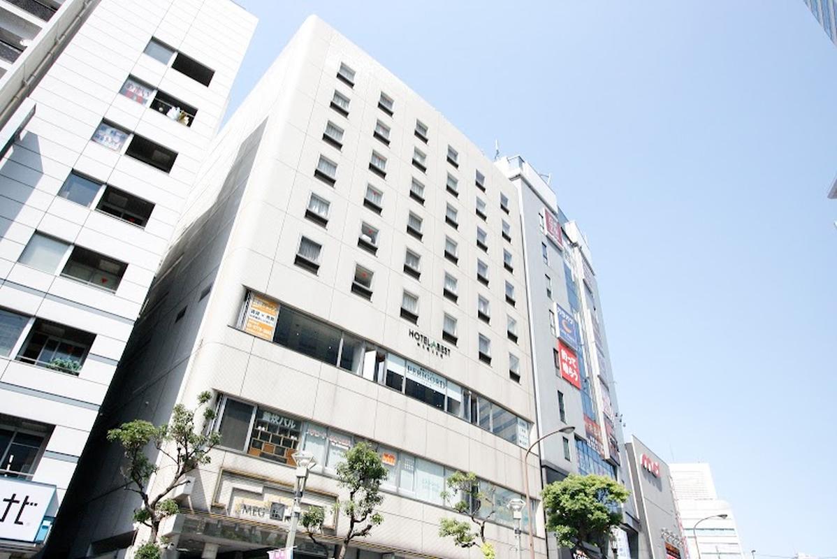 핫플로 유명한 매장 호텔 아베스트