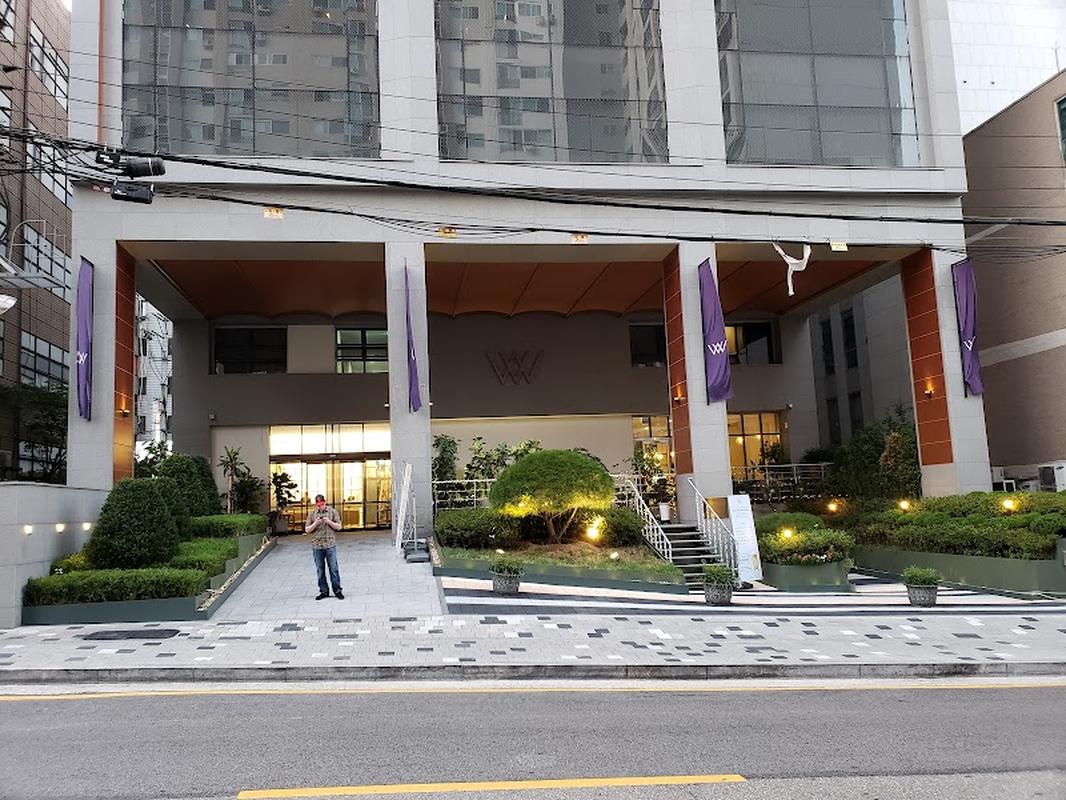 조용한 마타이신사 호텔 뉴브